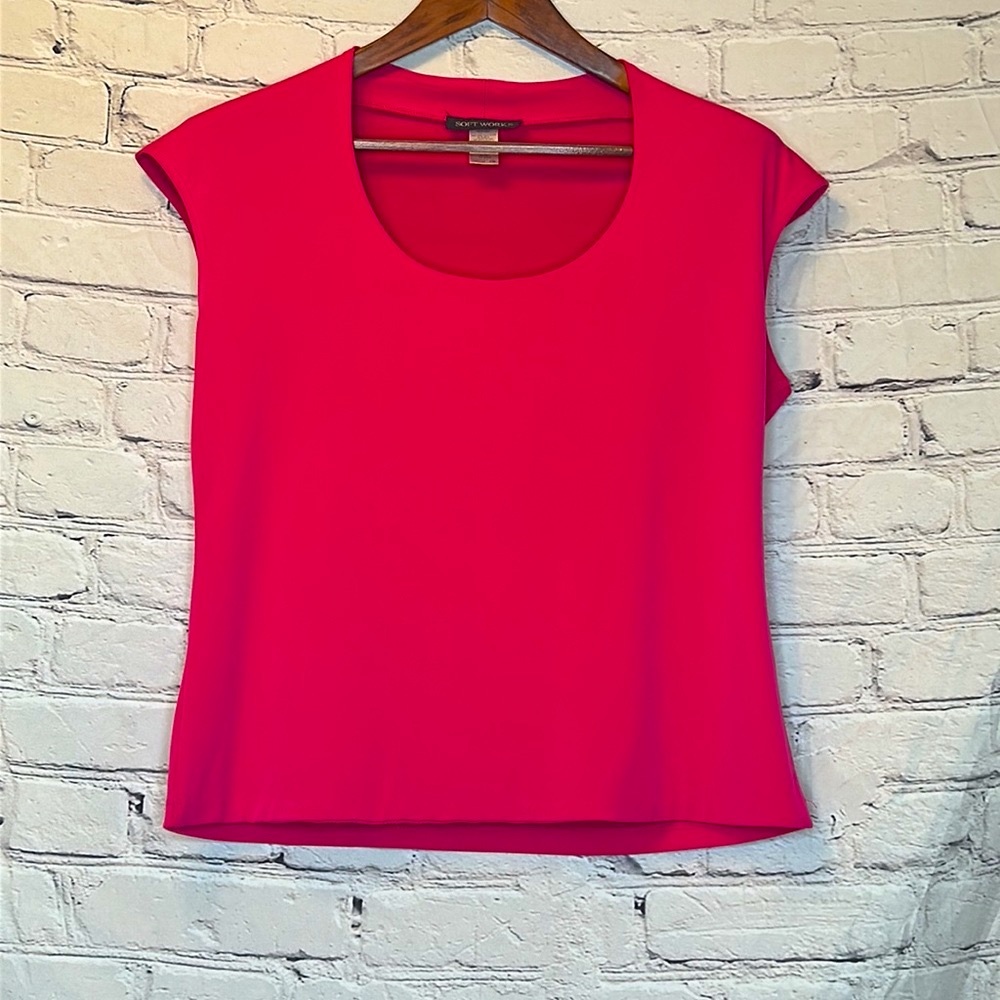Soft Works Pink Capped Sleeves Tank Top Size Large Excellent Condition